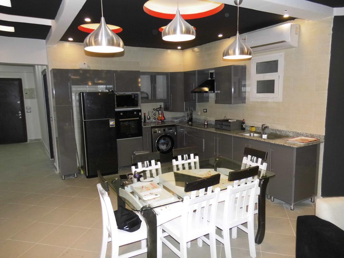 Three-Bedroom Apartment At Louly Beach Resort アインソフナ エクステリア 写真