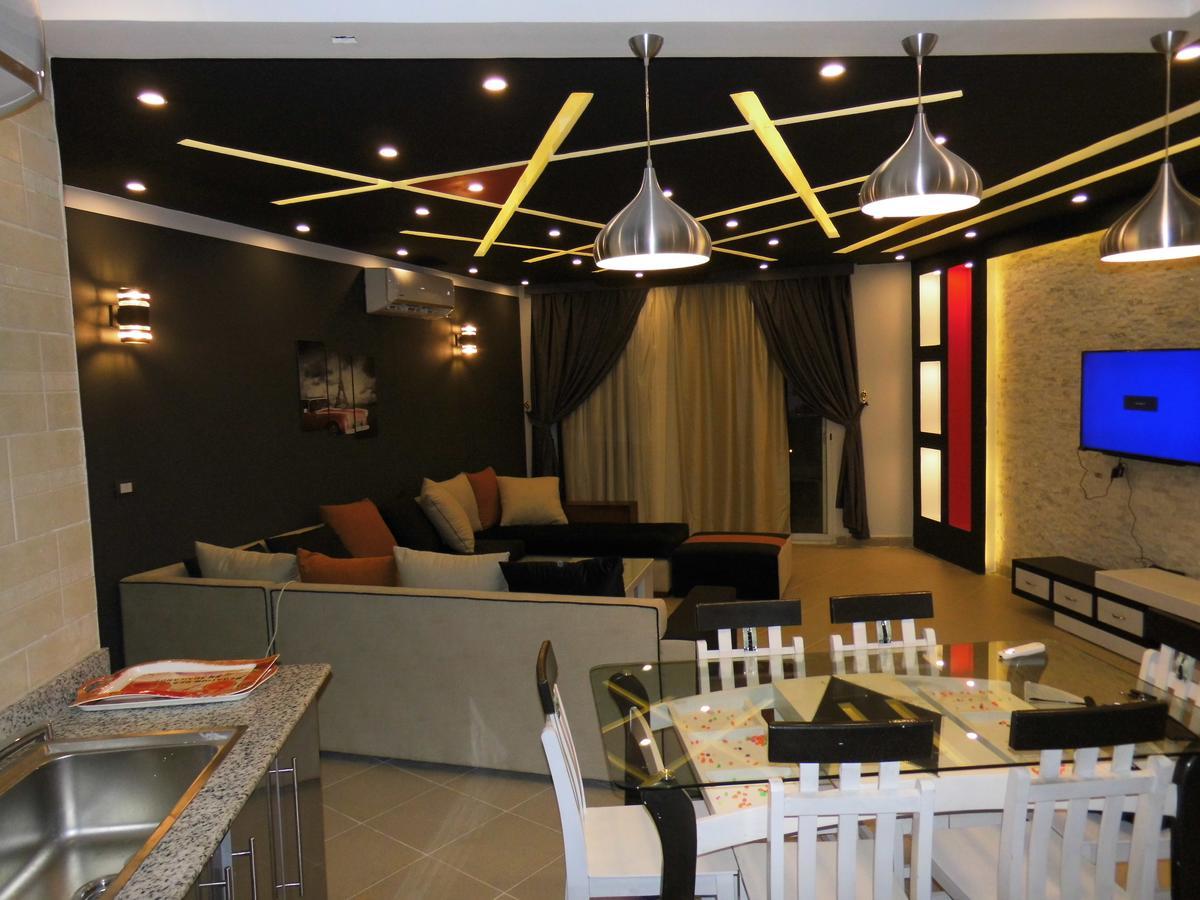 Three-Bedroom Apartment At Louly Beach Resort アインソフナ エクステリア 写真