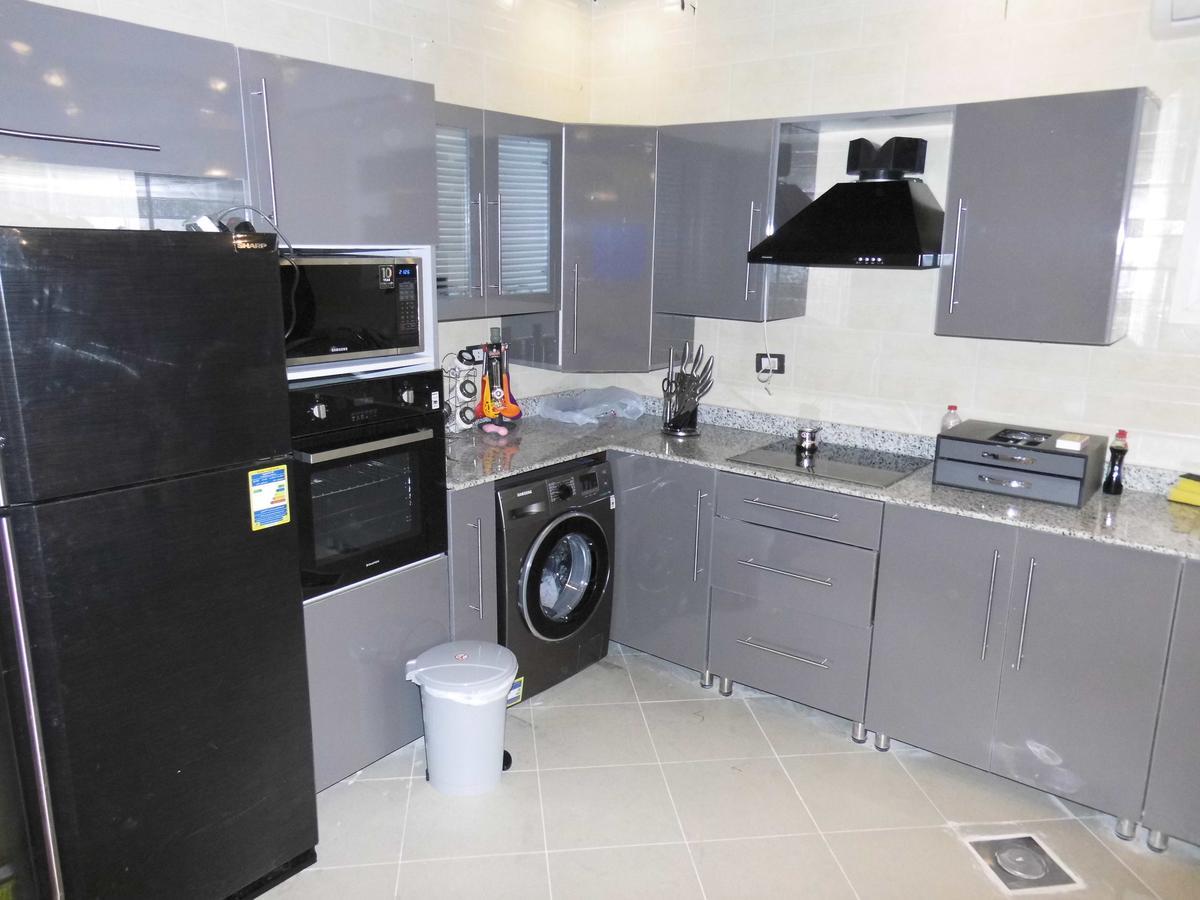 Three-Bedroom Apartment At Louly Beach Resort アインソフナ エクステリア 写真