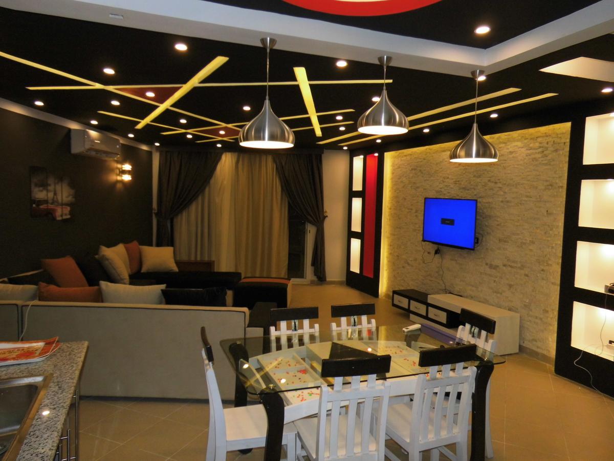 Three-Bedroom Apartment At Louly Beach Resort アインソフナ エクステリア 写真